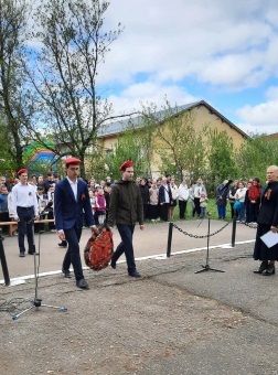 Никто не забыт,ничто не забыто.....